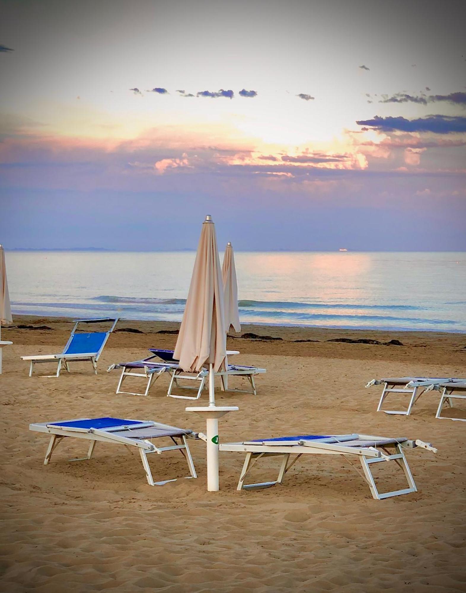 Hotel La Parigina Lignano Sabbiadoro Exterior foto