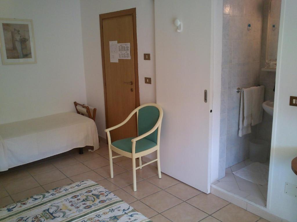 Hotel La Parigina Lignano Sabbiadoro Zimmer foto